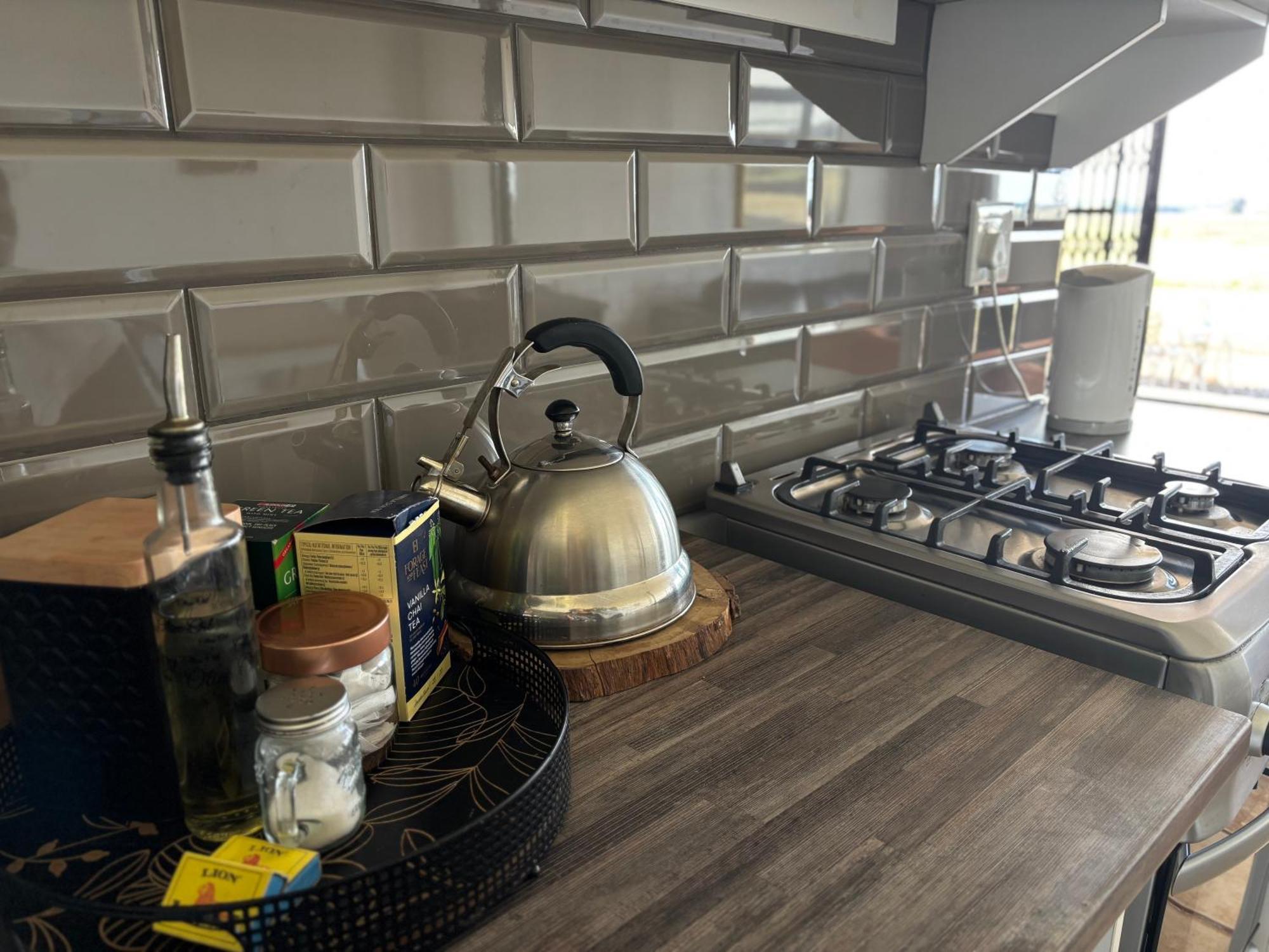 Dewdrop Farm Stay 埃尔默洛 外观 照片